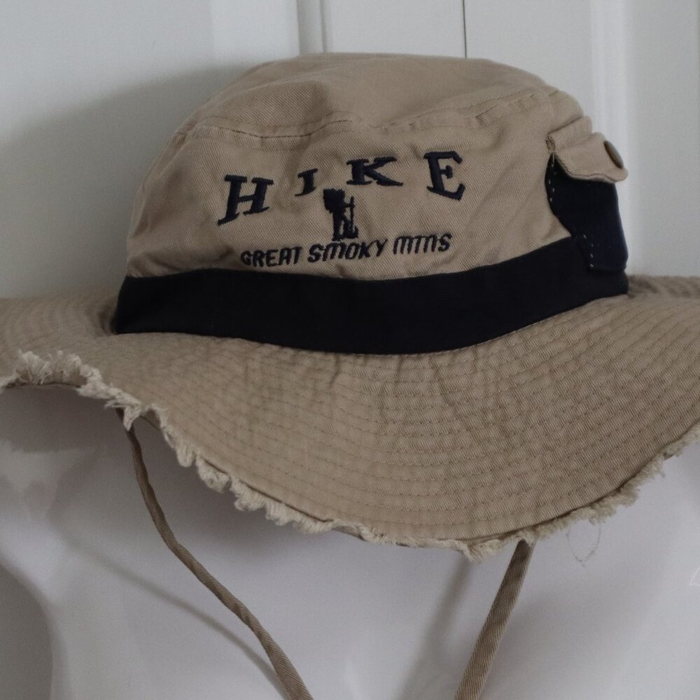 JHAT Hike Great Smoky Mountains Bucket/Sun Hat Frayed Edges Side pocket Size M